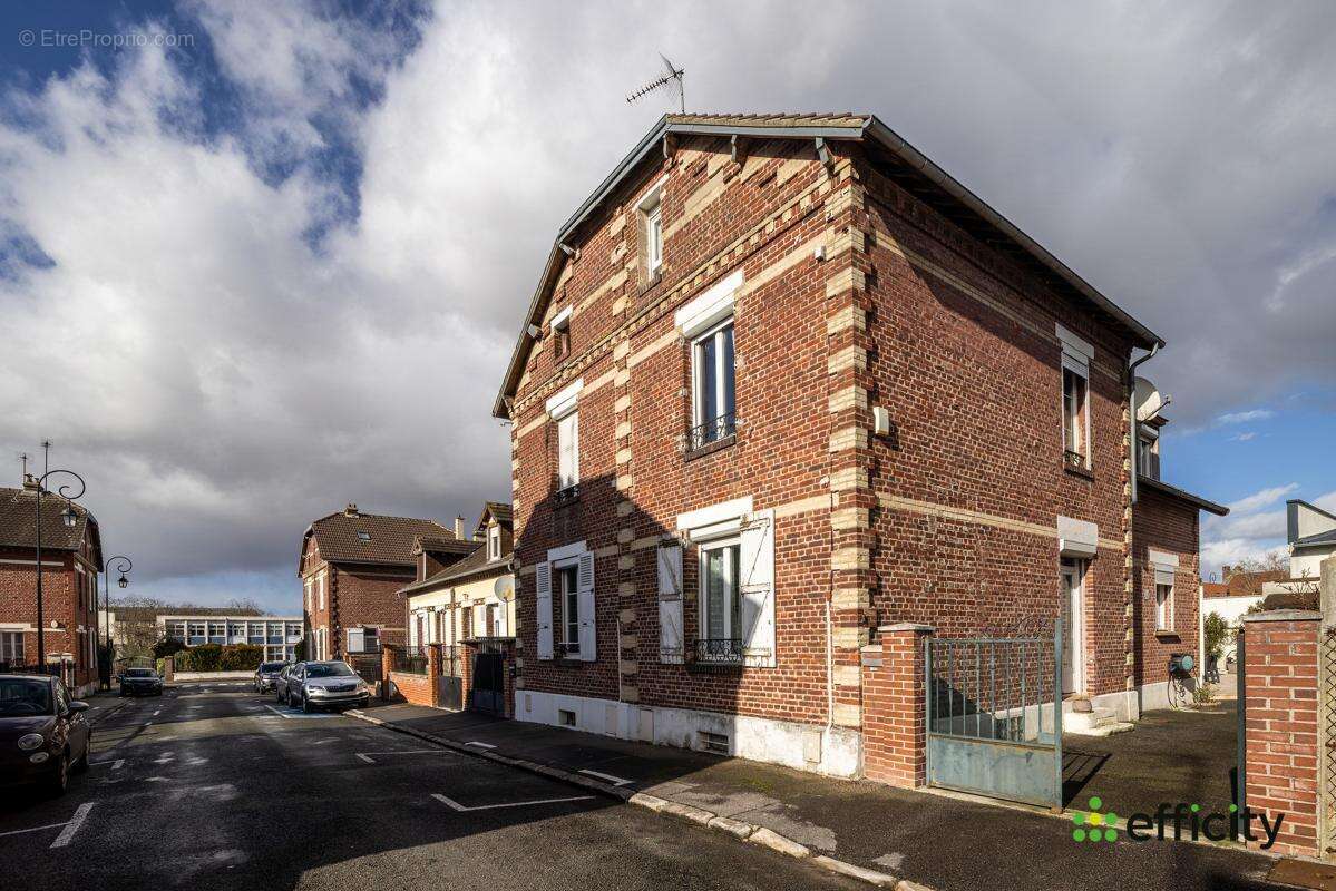 Maison à COMPIEGNE
