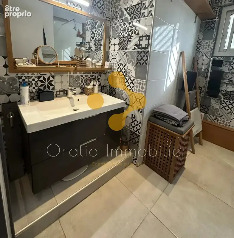 Appartement 85 m² à Saint-Paul  - photo 7