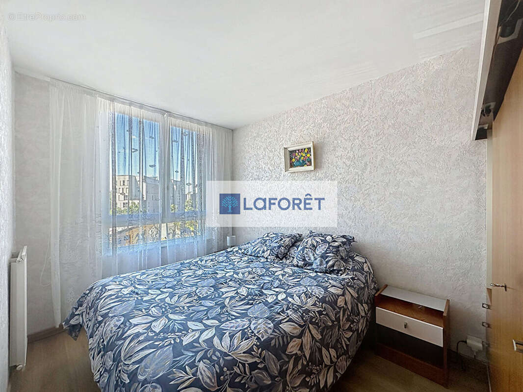 Appartement Sartrouville 4 pièce(s) 84.66 m2 - photo 8