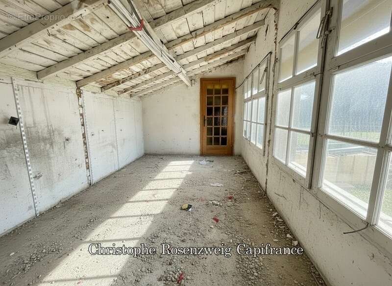 Maison T6 de 140 m2 plus Annexe de 55 m2 - photo 10