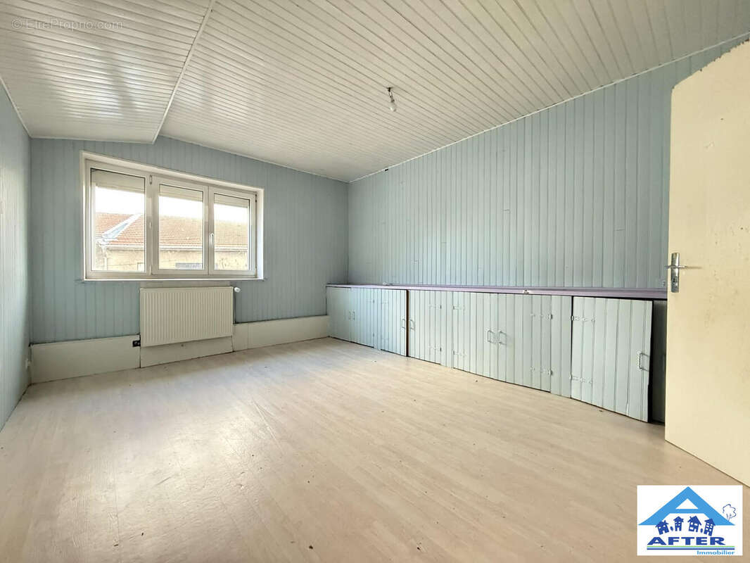 Maison à SERANVILLE