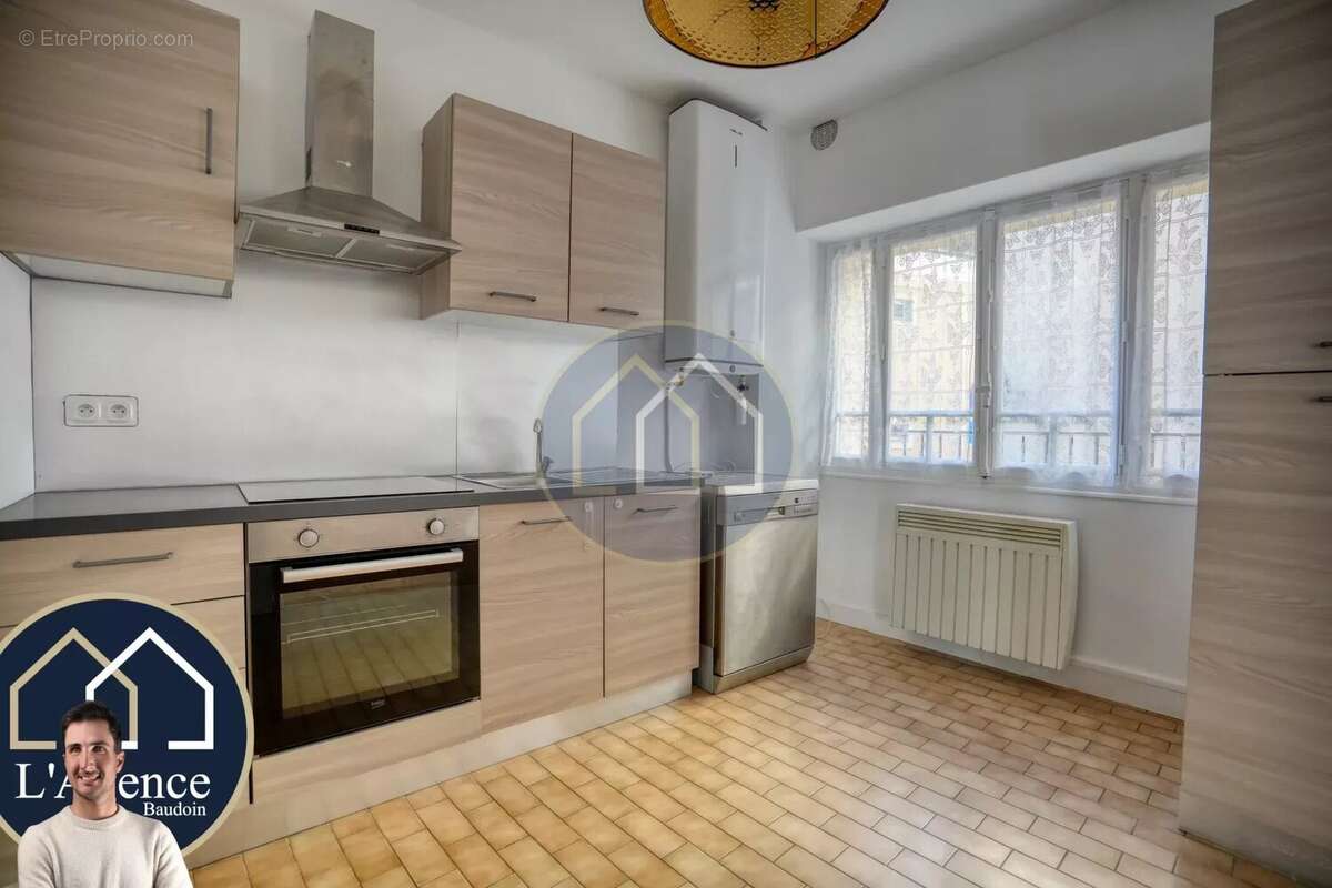 Appartement à EPERNON