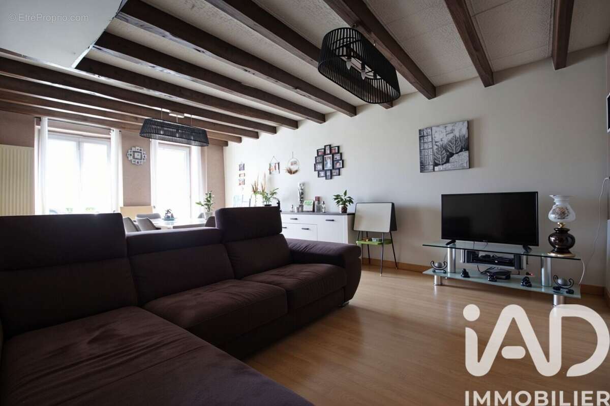 Maison 115 m² à Val-Des-Marais  - photo 3