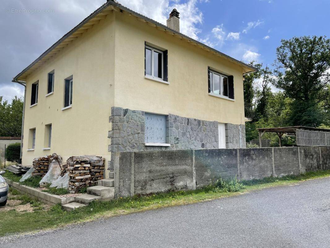 Maison à SAINT-PAUL-DES-LANDES