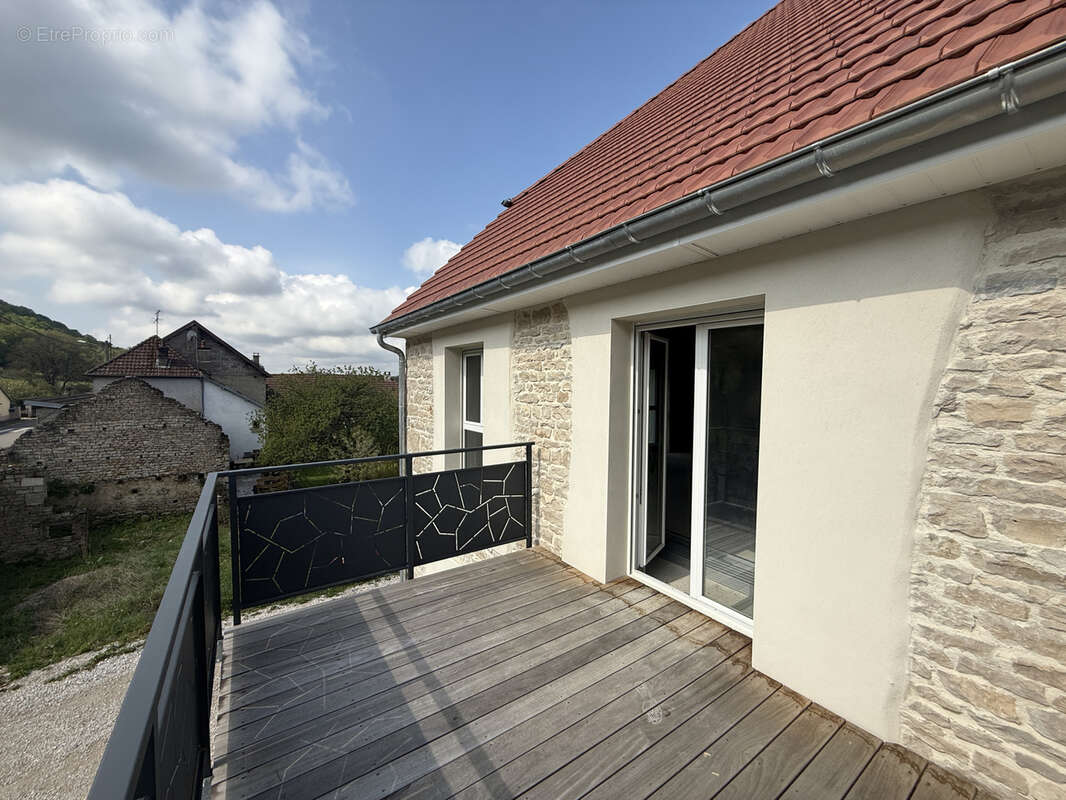 Appartement à AMAGNEY