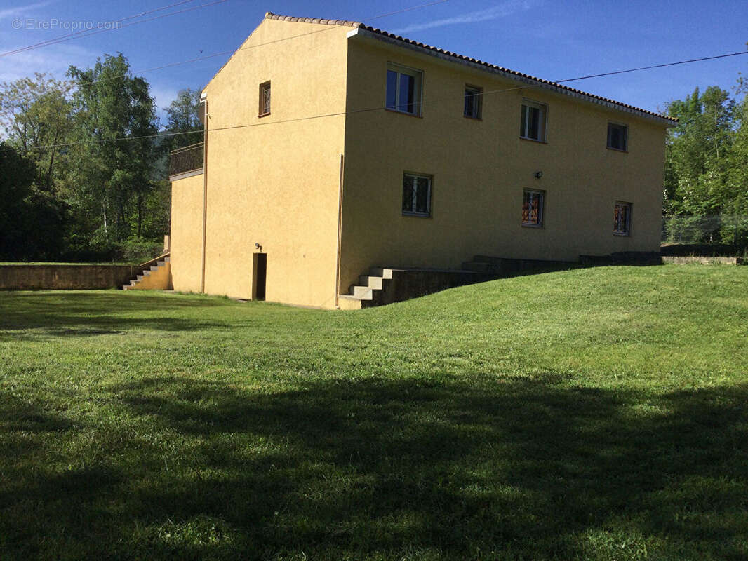 Maison à SAINT-LAURENT-DE-CERDANS