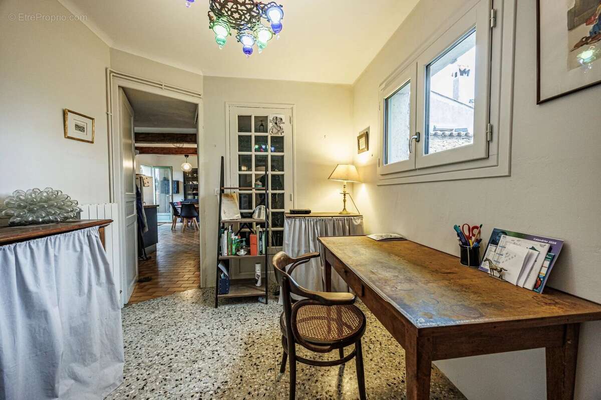 Maison à LE CASTELLET