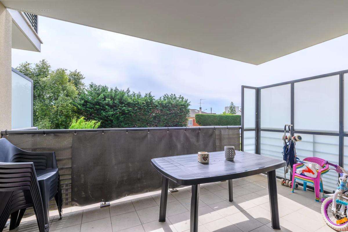 Appartement à PONTAULT-COMBAULT