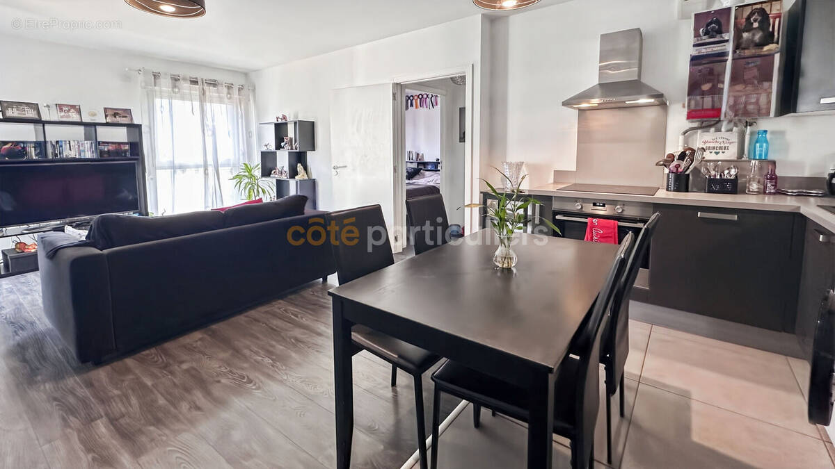 Appartement à BRIE-COMTE-ROBERT