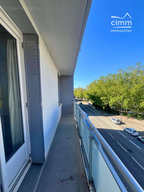 Appartement 71 m² à Grenoble  - photo 2