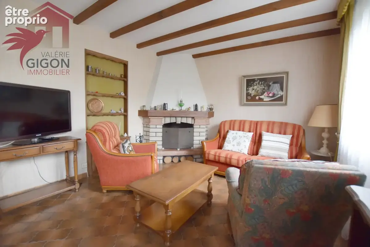 Cette CHARMANTE MAISON saura vous séduire par son agencement fonctionnel et ses espaces lumineux. - photo 3
