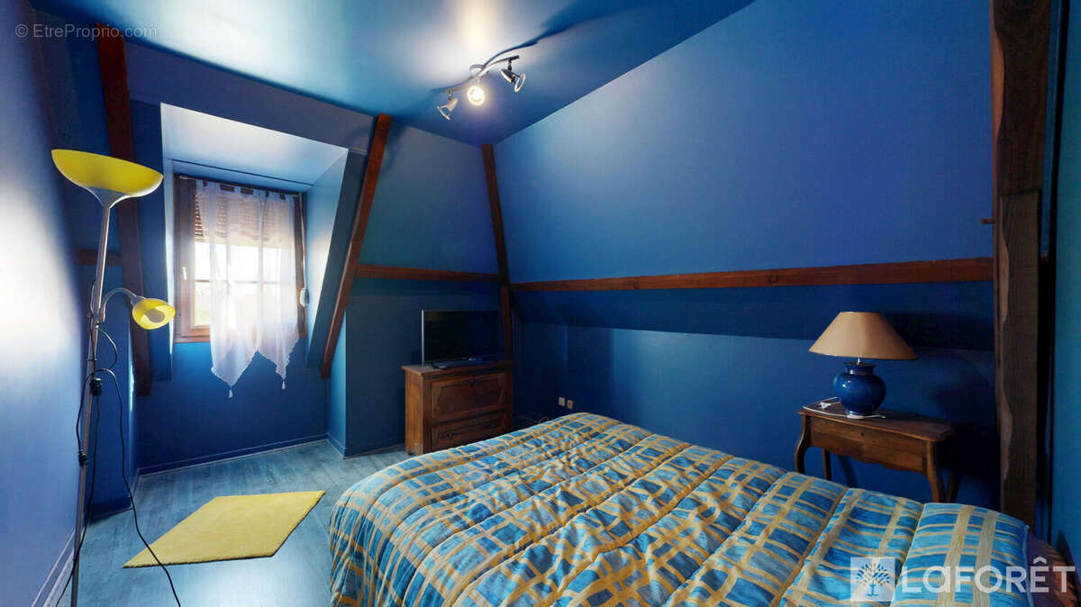 Maison à TOULON-SUR-ALLIER