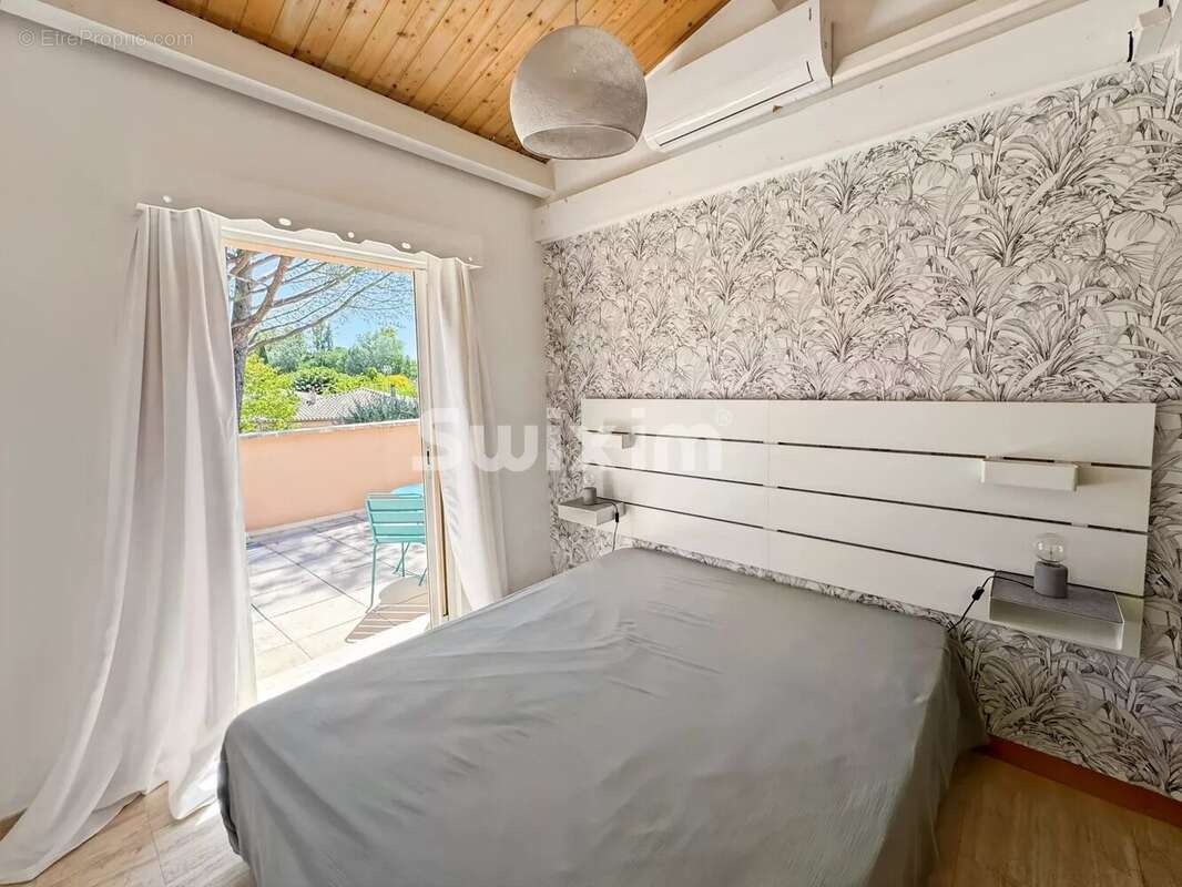 Maison à MONTBOUCHER-SUR-JABRON