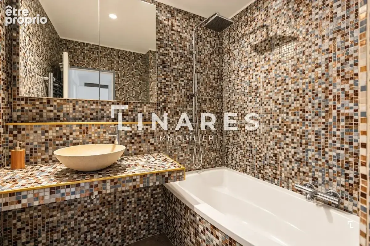 LES BORDS DE MER - Appartement T2 de 45m2 - Terrasses - Vue dégagée - 13008 - photo 8