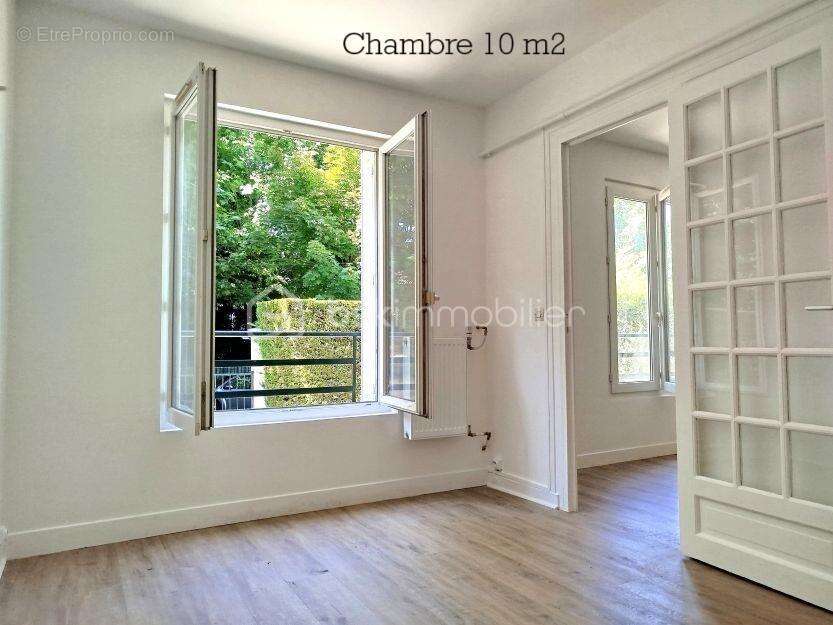 Appartement à LE RAINCY