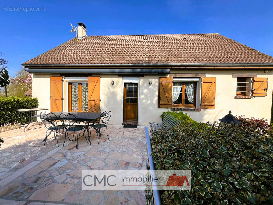 Maison 80 m² à Morancez  - photo 12