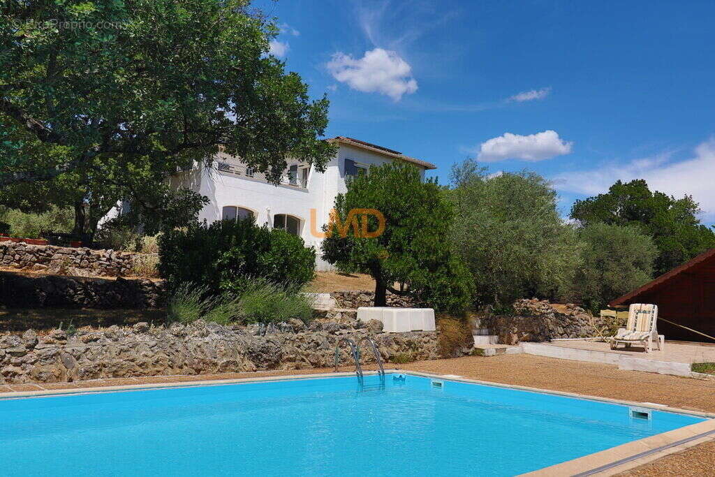 Maison à SAINT-MAXIMIN-LA-SAINTE-BAUME