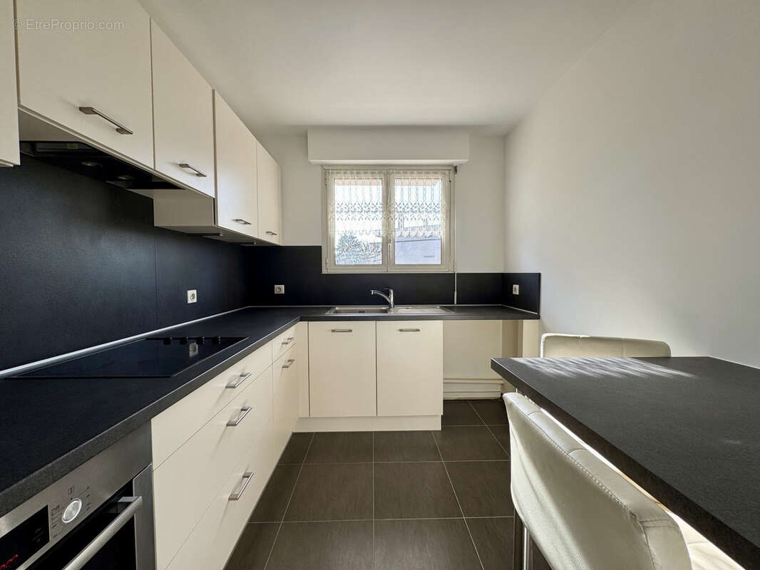 Appartement à LE PERREUX-SUR-MARNE