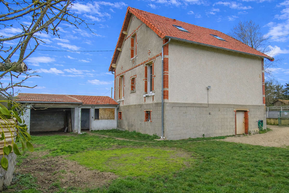 Maison à CHATRES-SUR-CHER