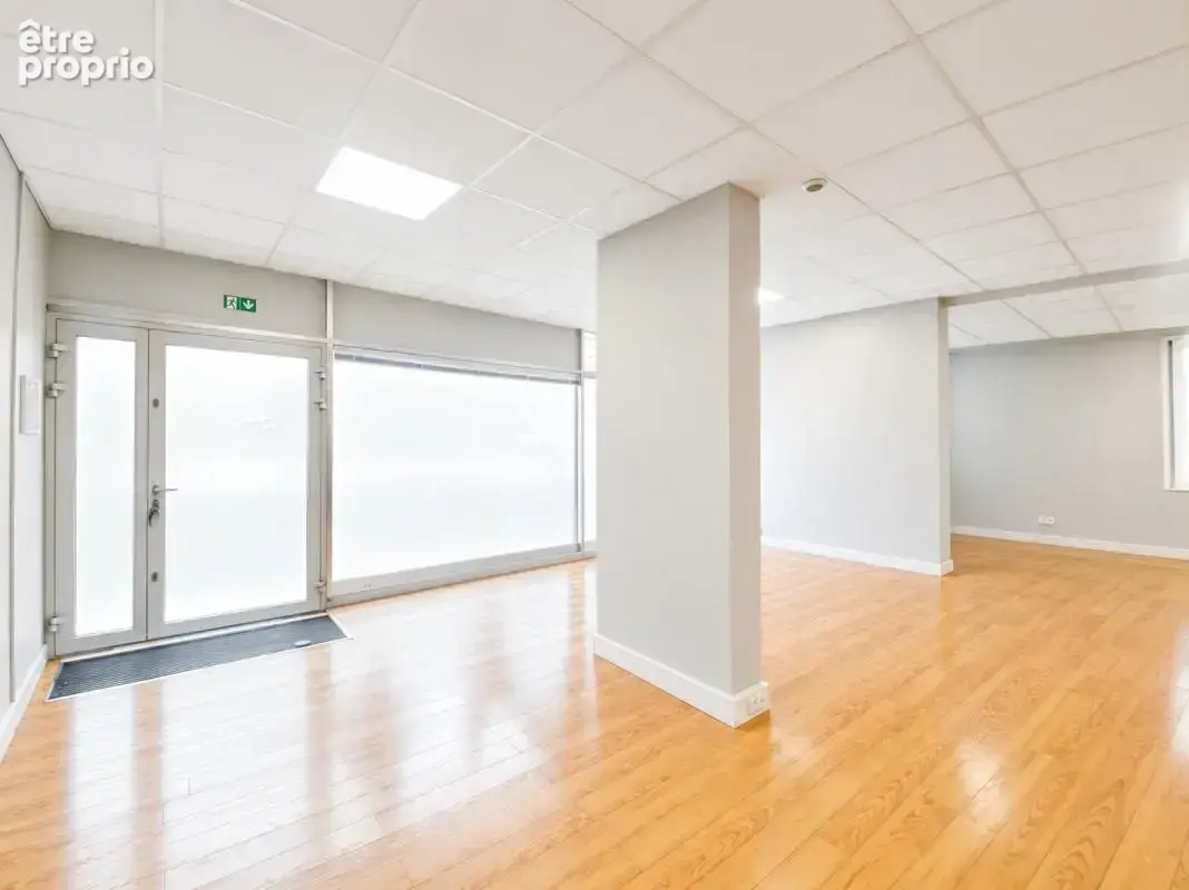 Bureaux en rez de jardin en très bon état A VENDRE - photo 8