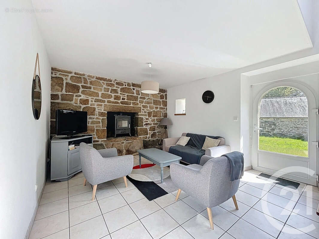 Maison 300 m² à Ploubezre  - photo 3