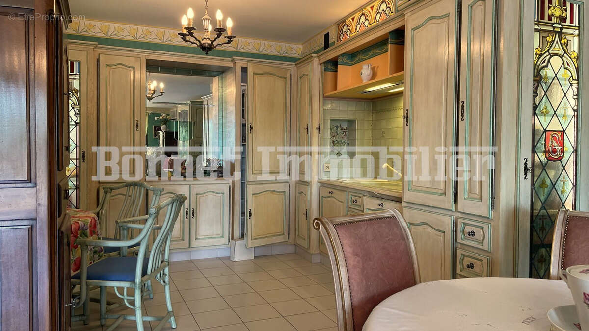 Appartement à NYONS