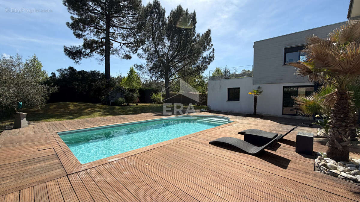 Maison à GUJAN-MESTRAS