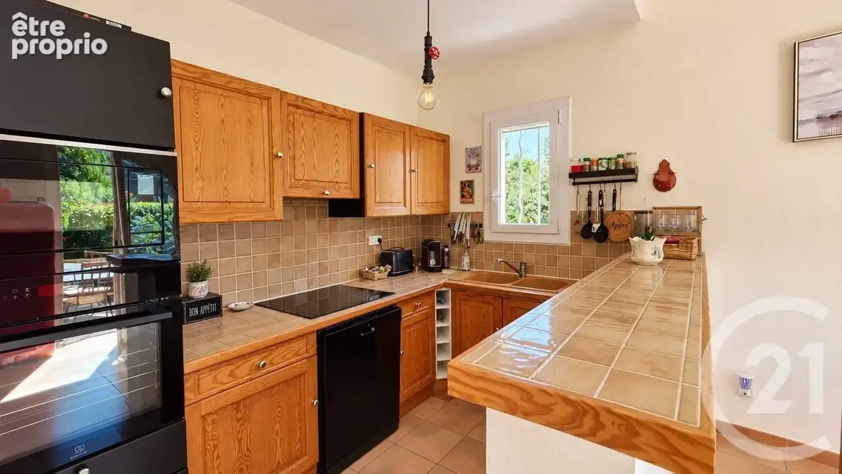 Maison 4 pièces 82 m² à vendre à Le Lavandou (83980) - photo 3