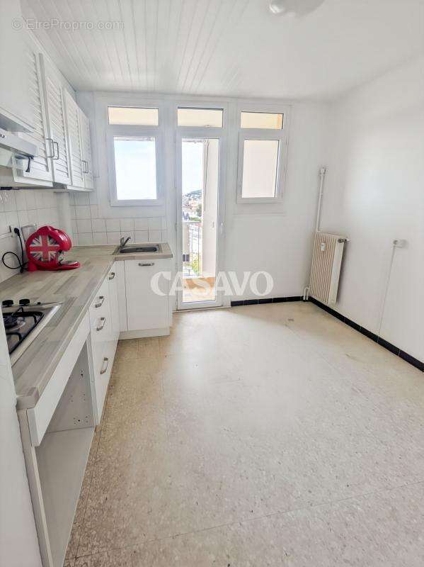 Appartement à LA VALETTE-DU-VAR