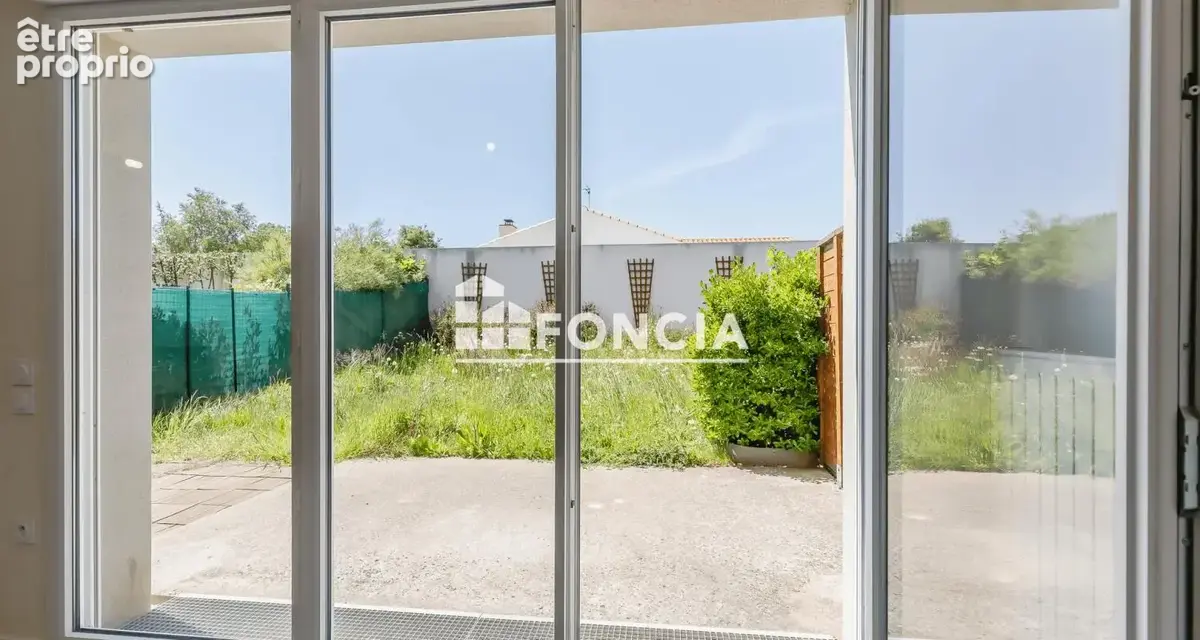 LES SABLES D'OLONNE - Maison T4 de 90m2 avec garage et jardin construite en 2018 - photo 4