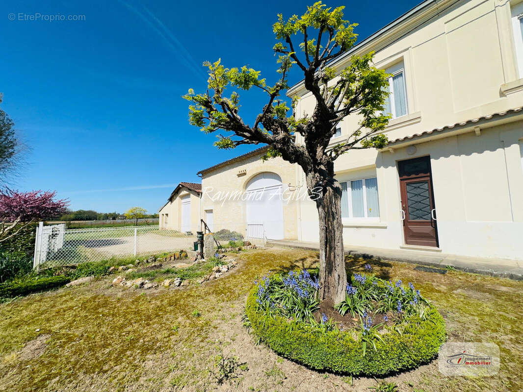 Maison à SAINT-ANTOINE-DE-BREUILH