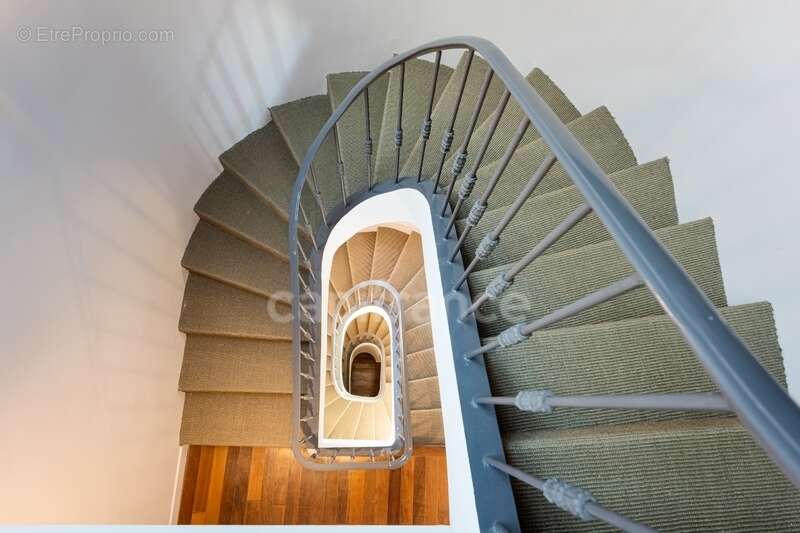 Maison à MARSEILLE-7E