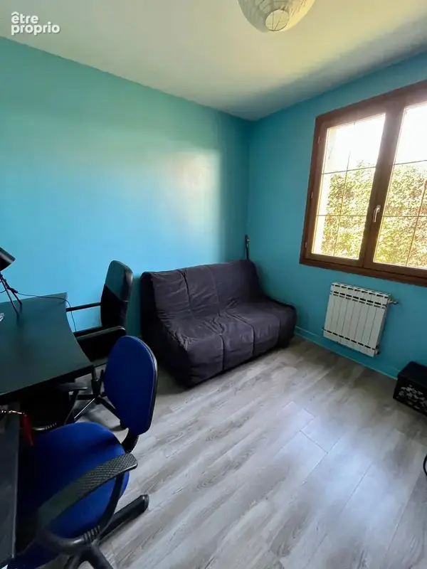À découvrir : maison 5 pièces avec de beaux espaces extérieurs ! - photo 8