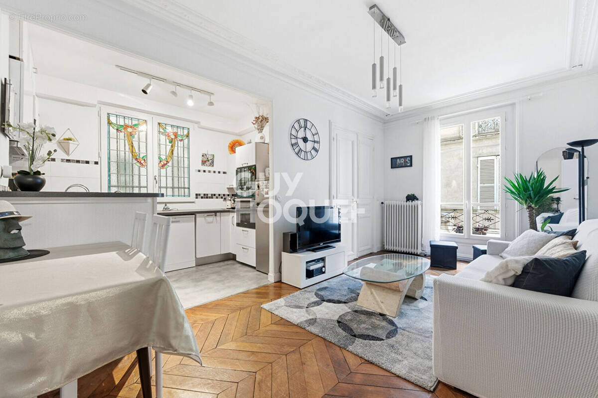 Appartement à PARIS-9E
