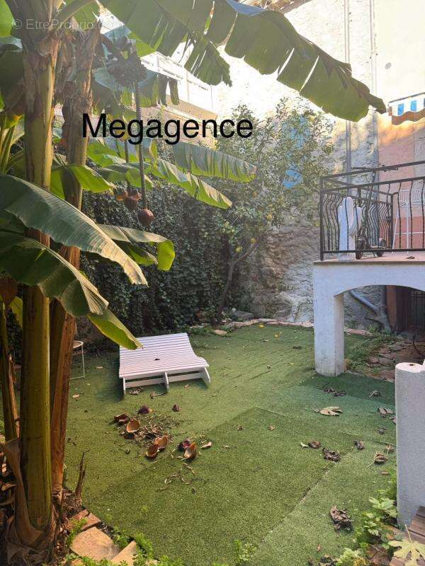 Appartement à HYERES