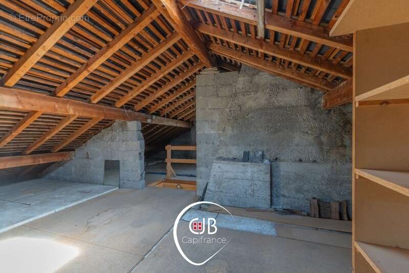 Appartement à SAINT-ALBAN-LEYSSE