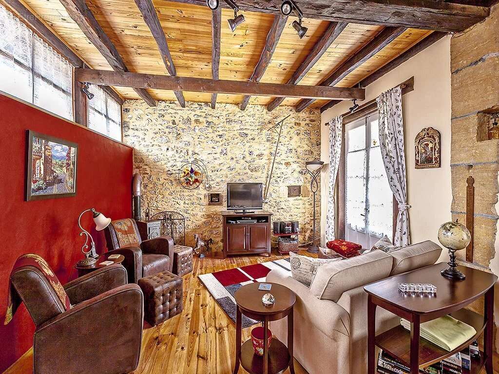 Maison à SAINT-CYPRIEN