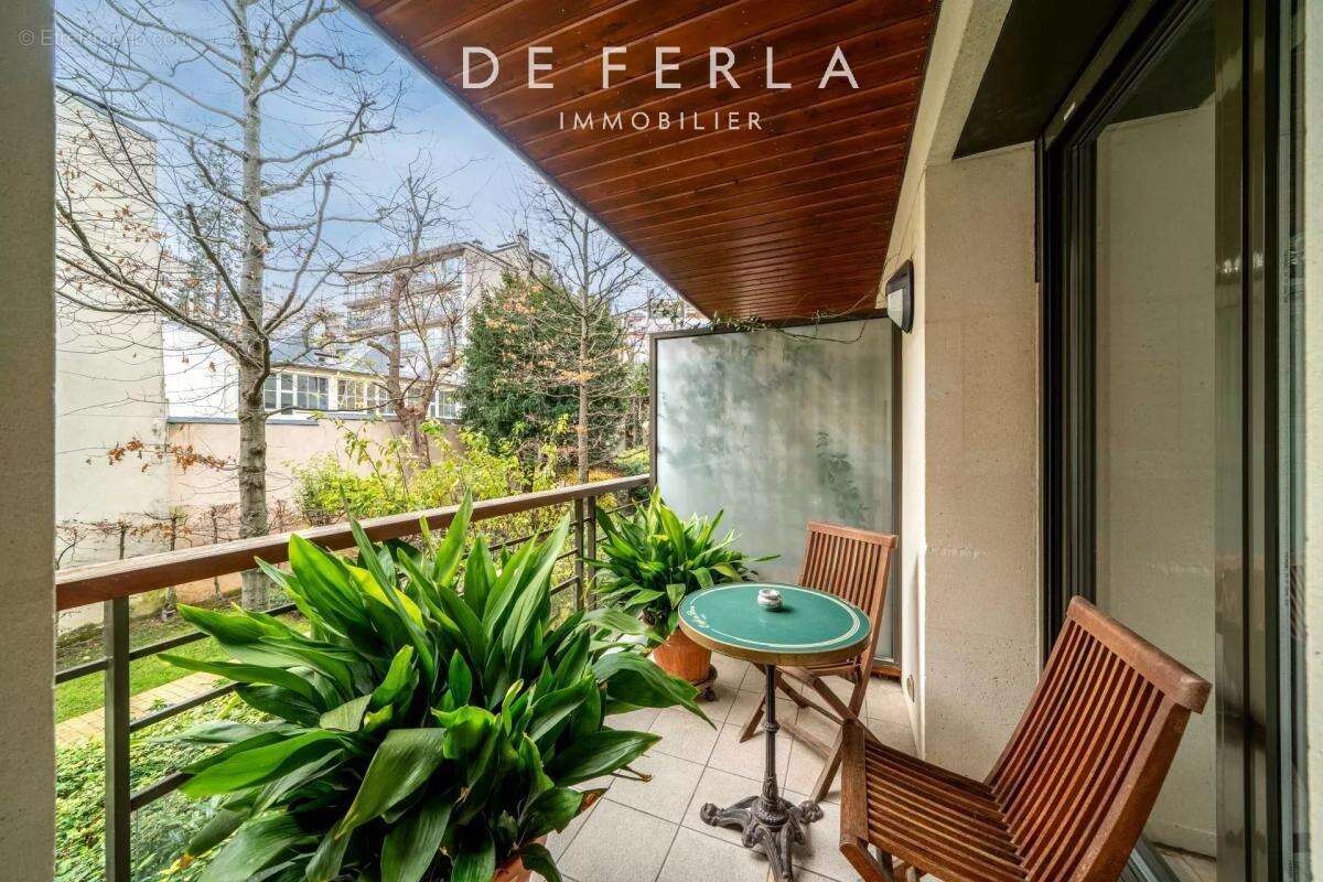 Appartement à PARIS-6E