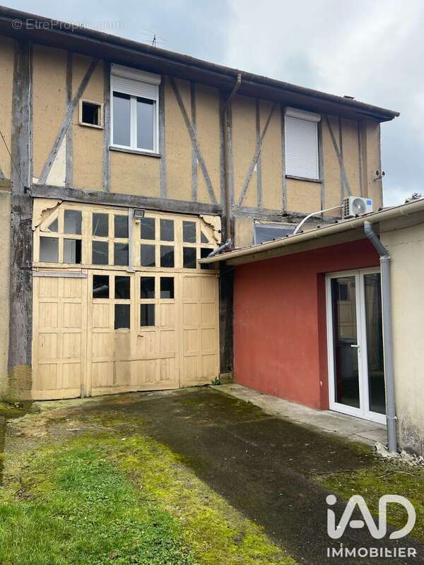 Maison 210 m² à Rabastens-De-Bigorre  - photo 4