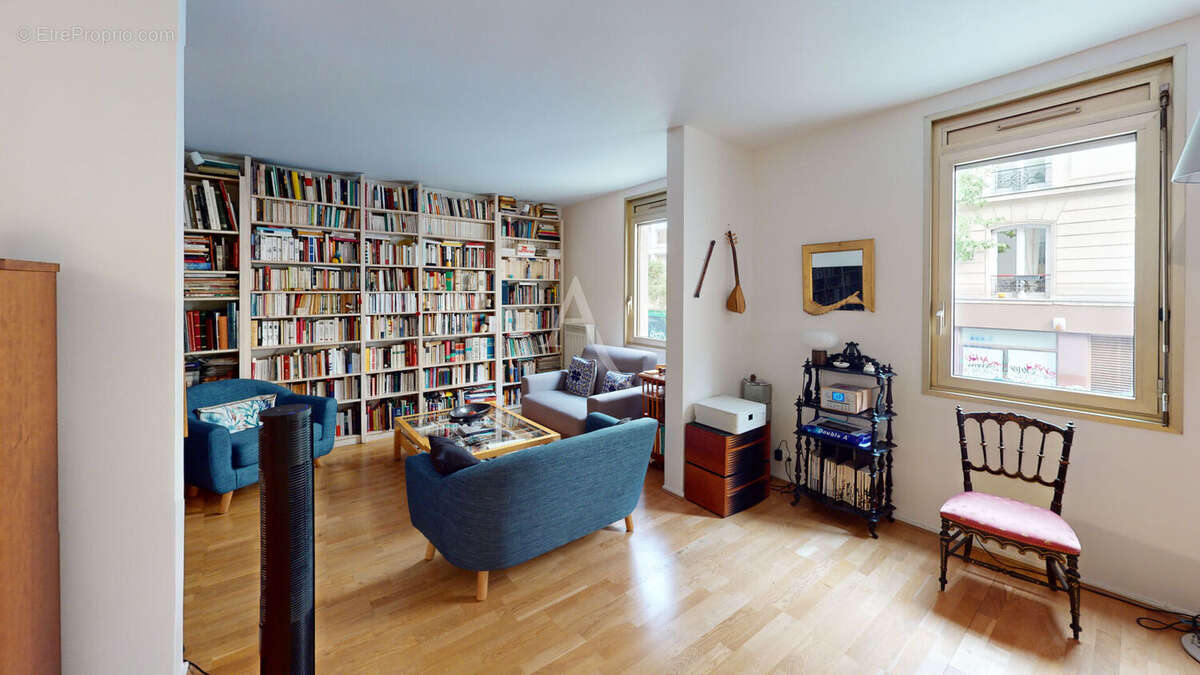 Appartement à PARIS-10E