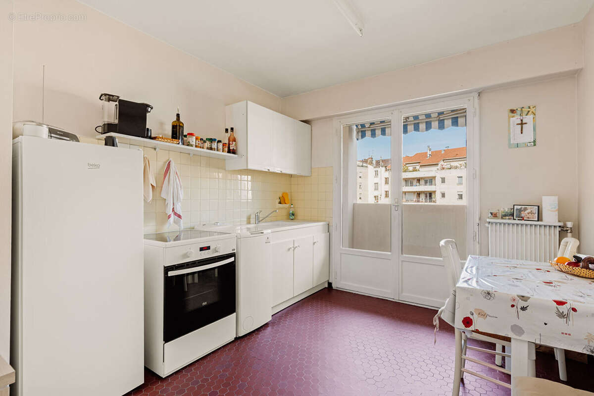 Appartement à LYON-7E