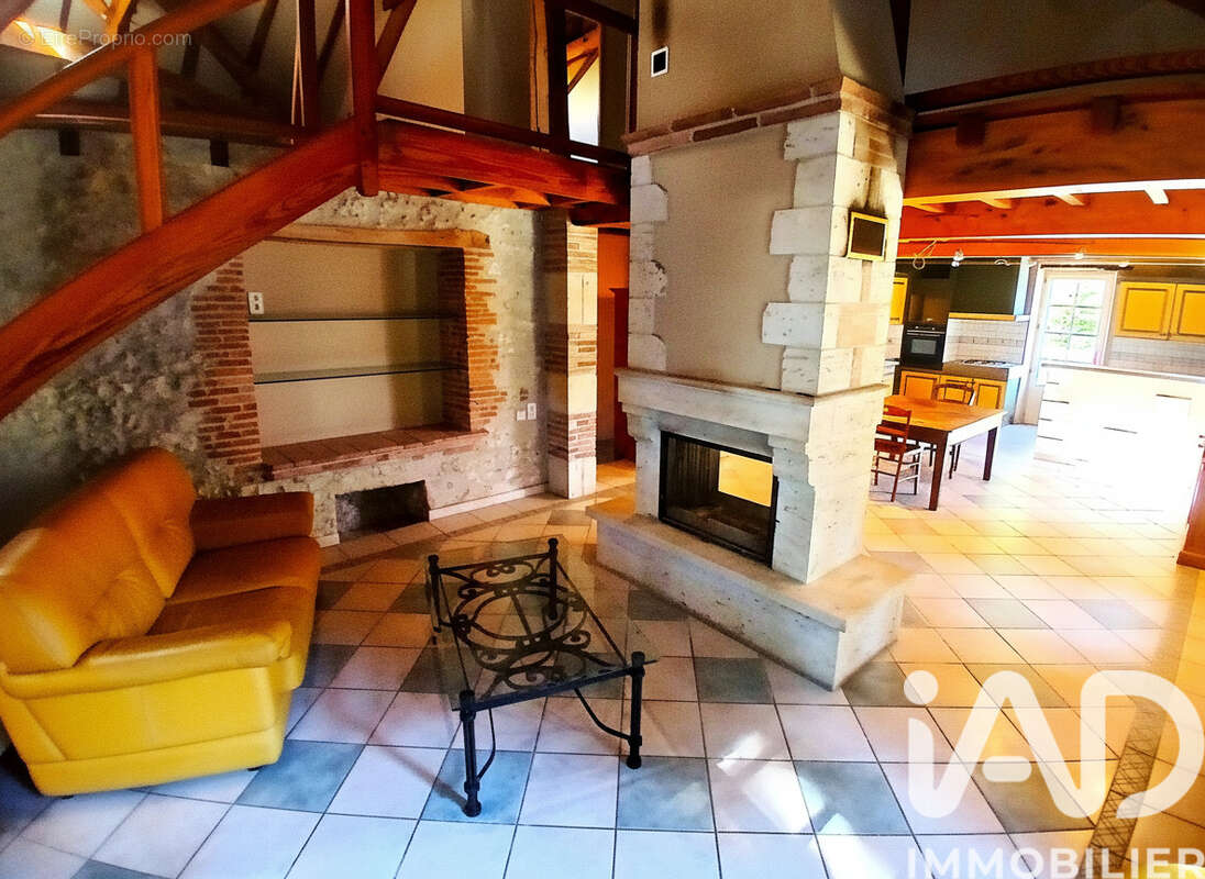 Maison 168 m² à Saint-Nazaire-De-Valentane  - photo 5