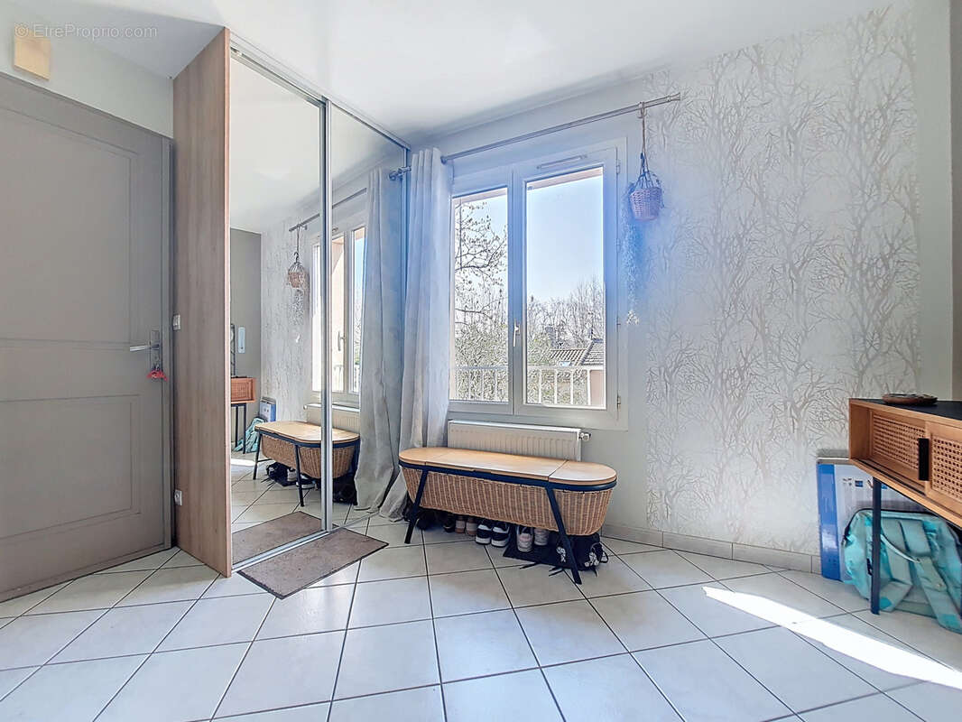 Maison à SAINT-SYMPHORIEN-D'OZON