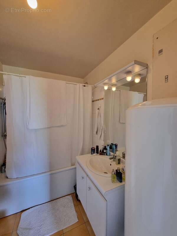 Appartement à SAINT-DENIS