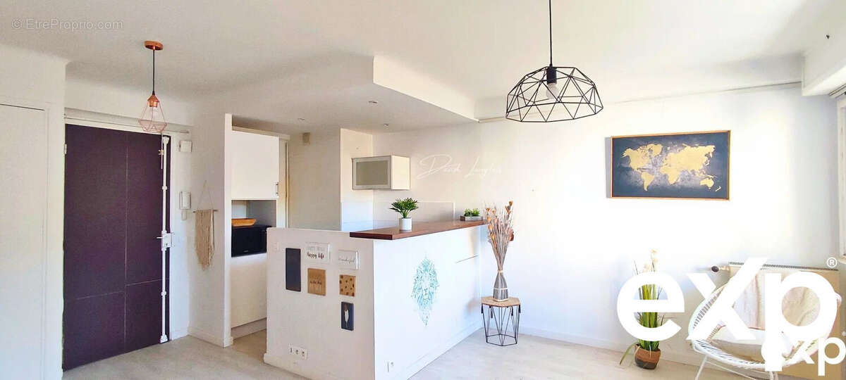 Appartement à VALLAURIS