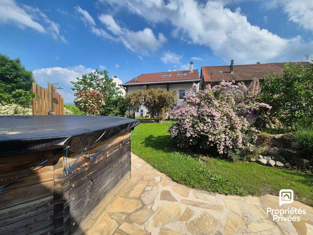 Maison avec dépendance piscine & jardin - Chevrier 74520 - photo 8