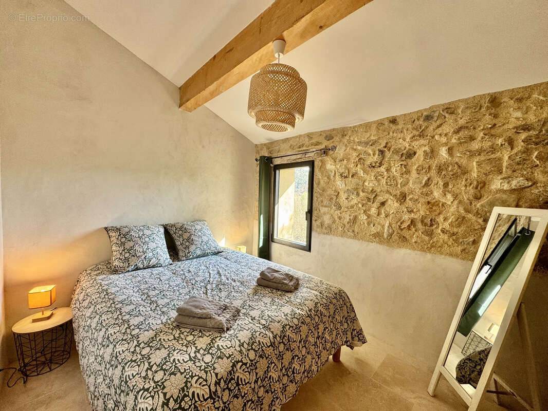 Maison à VAISON-LA-ROMAINE