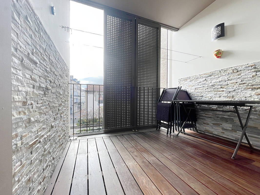 Appartement à SAINT-ETIENNE