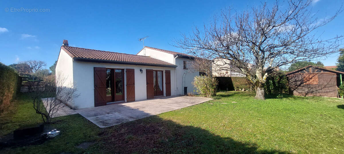 Maison à CORNEBARRIEU