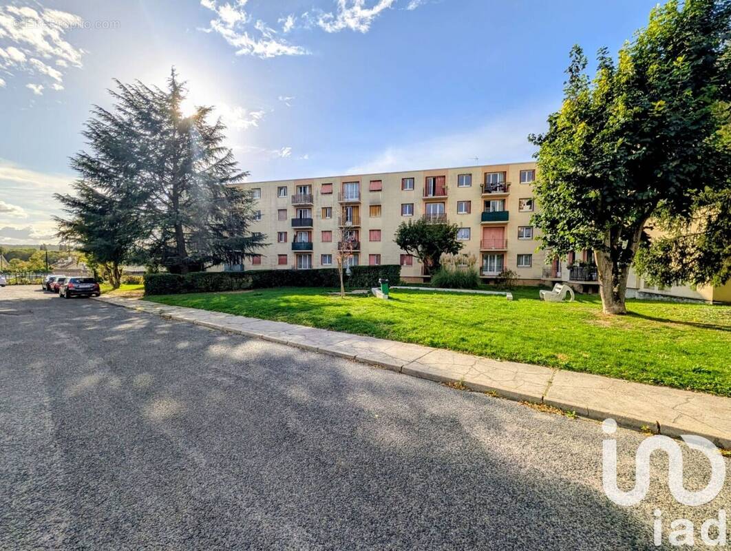 Photo 1 - Appartement à EZANVILLE